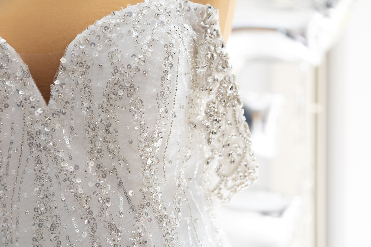 Robe Opulence Cascade de Roses - 01